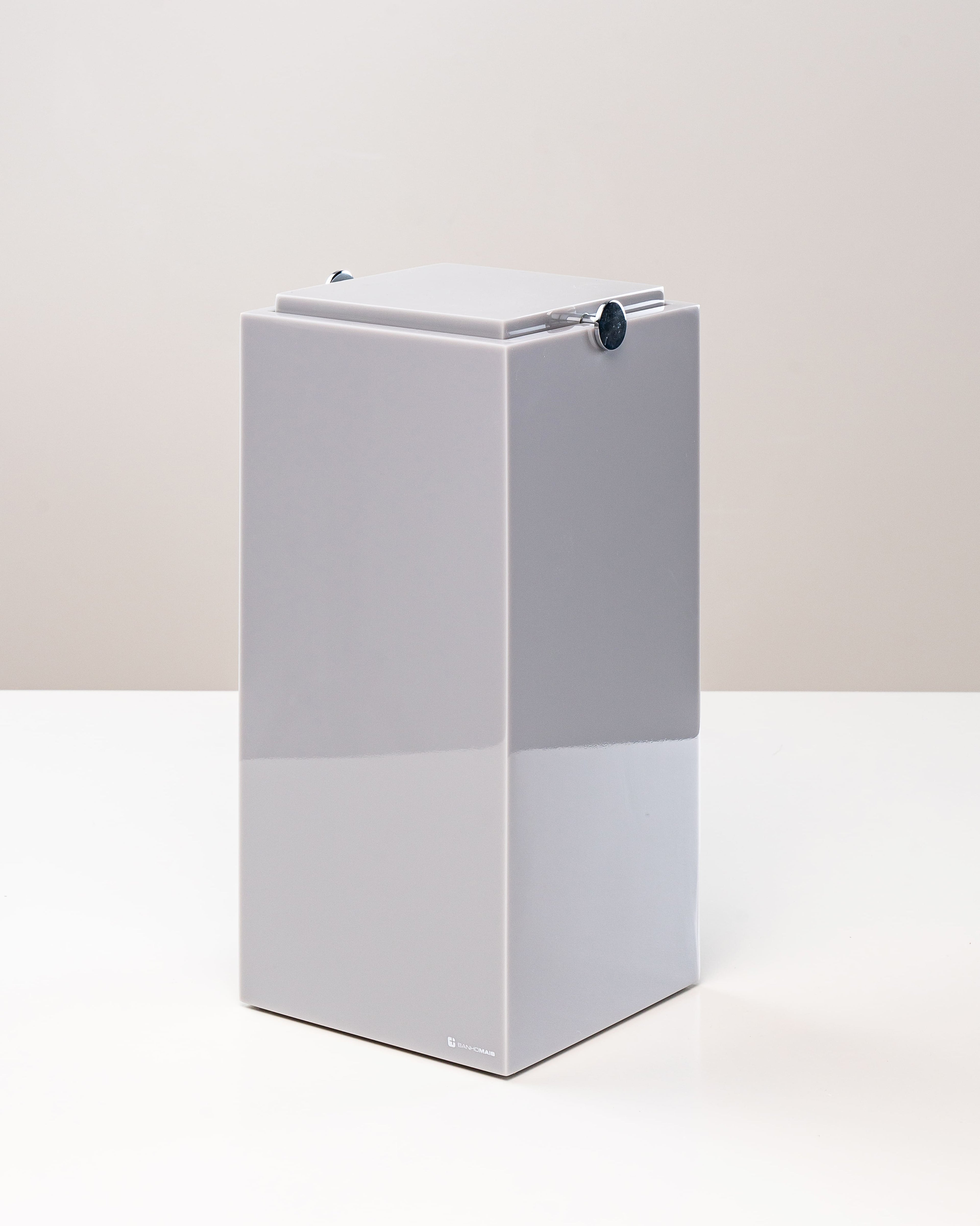 Lixeira Eixo Quadrada Pequena