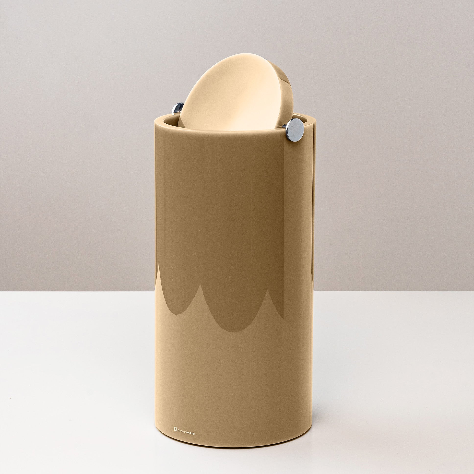 Lixeira Eixo Redonda Pequena