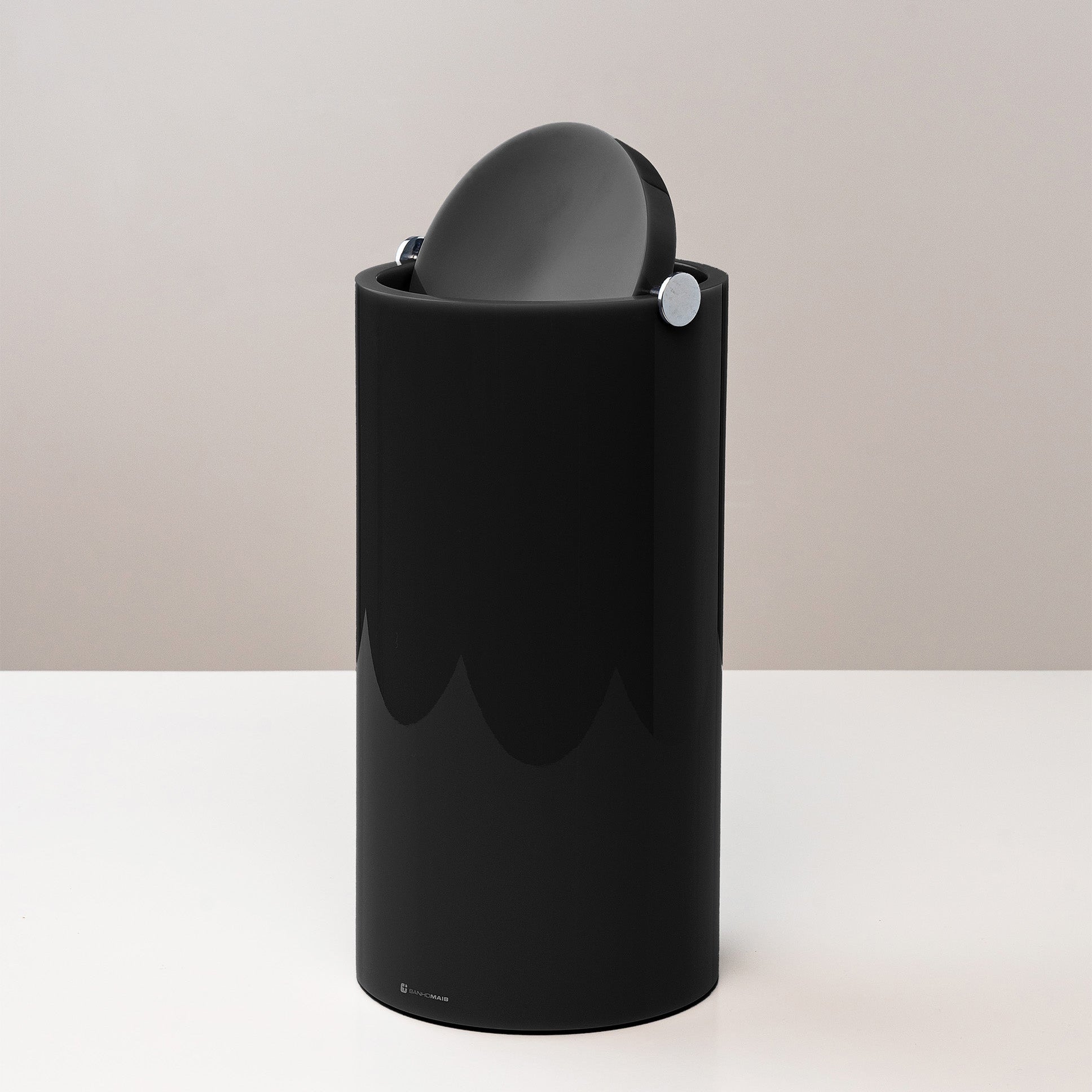 Lixeira Eixo Redonda Pequena