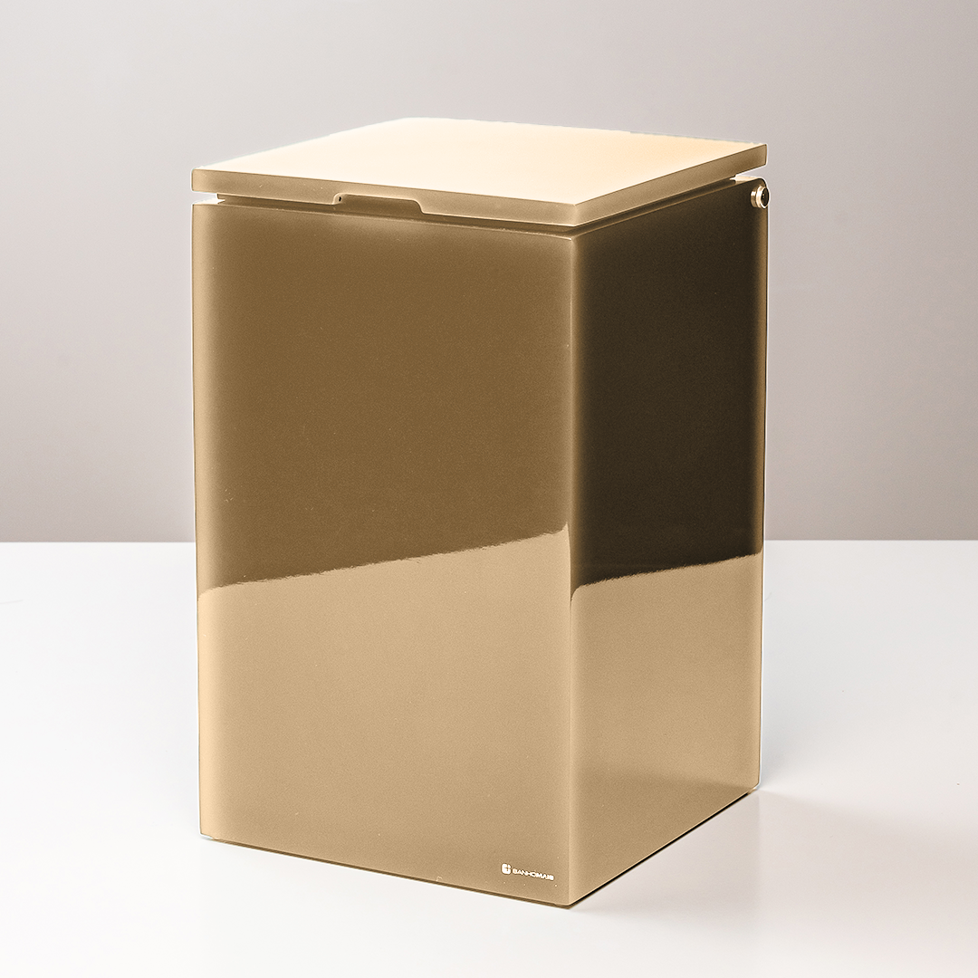 Lixeira Quadrada com Tampa Soft Close