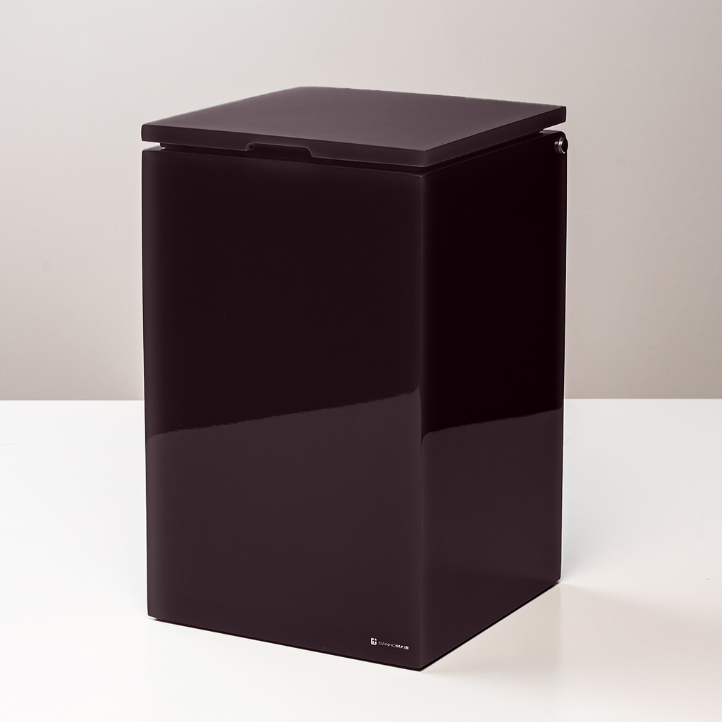 Lixeira Quadrada com Tampa Soft Close