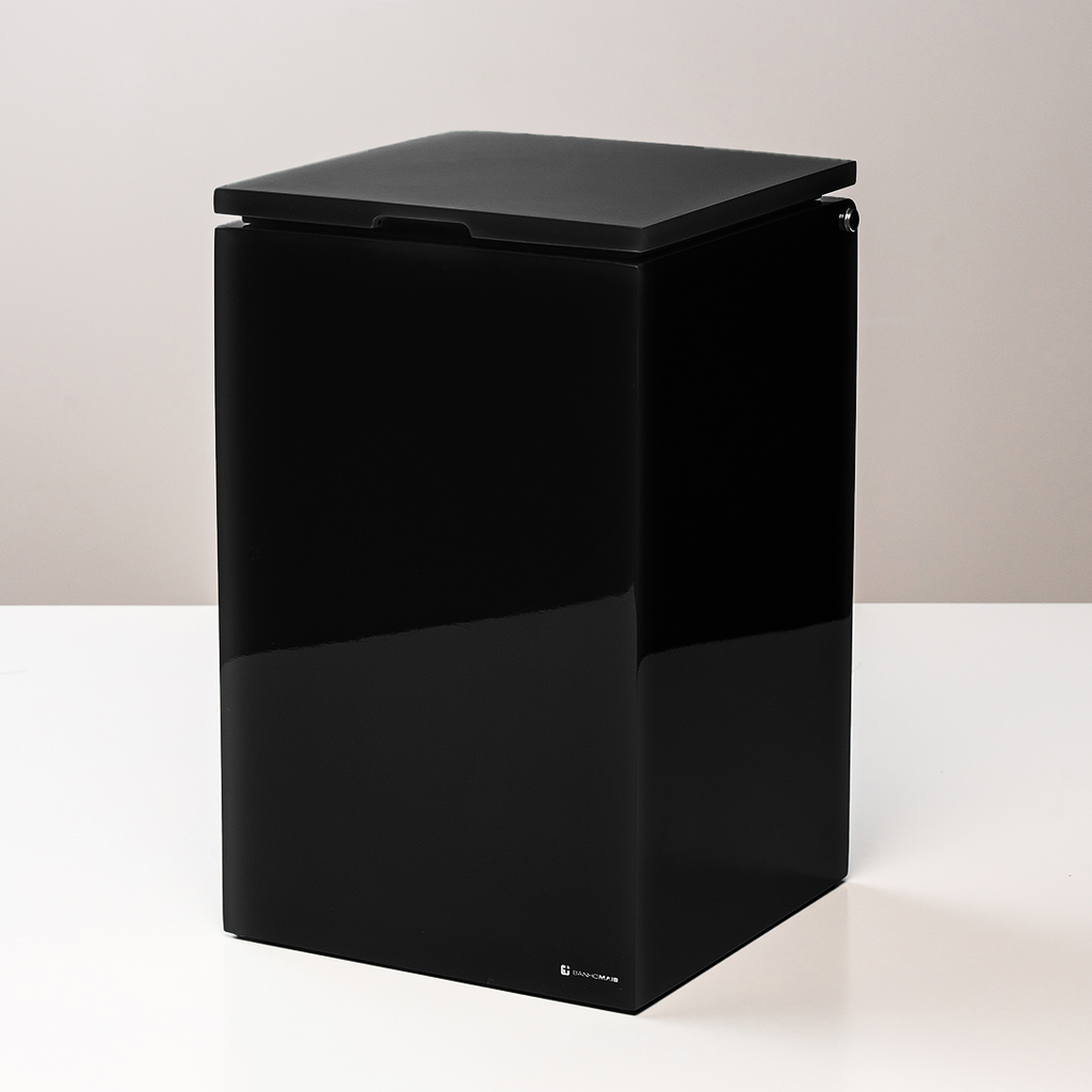 Lixeira Quadrada com Tampa Soft Close