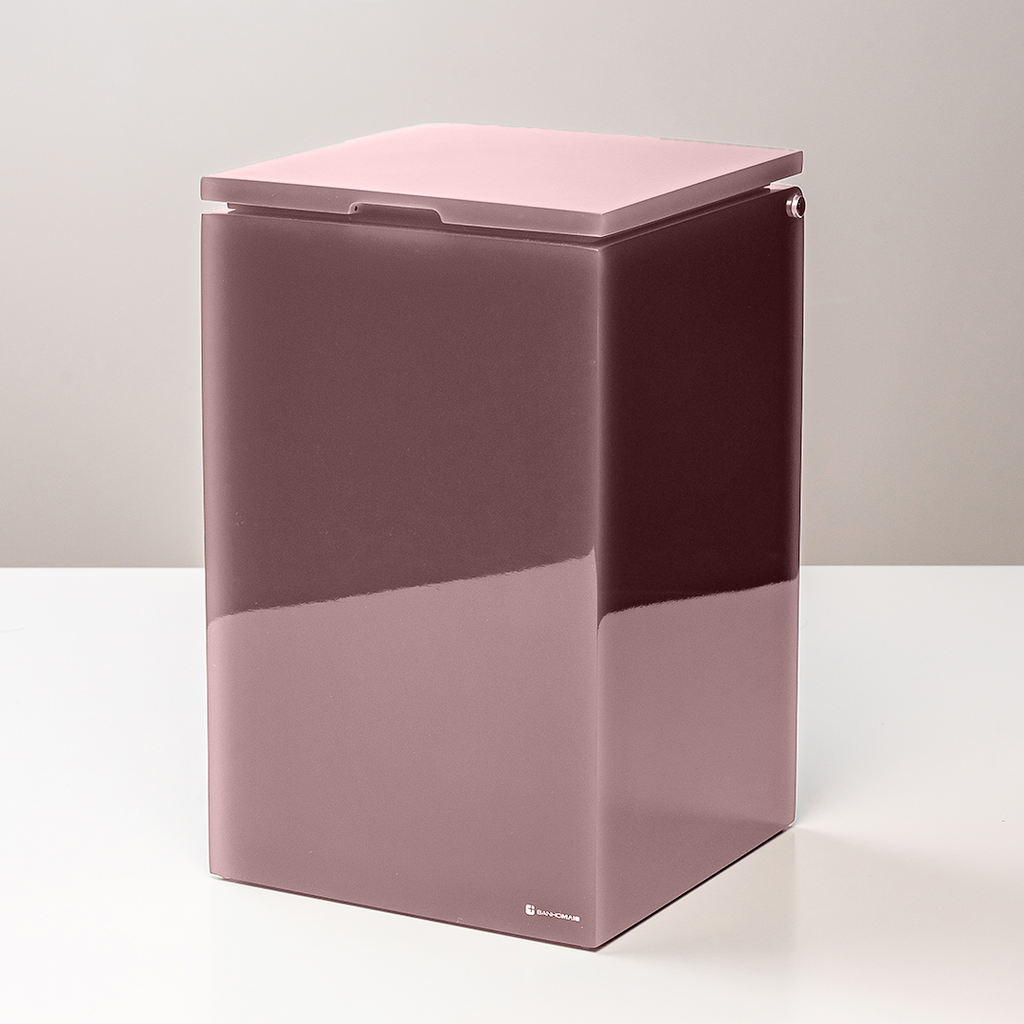 Lixeira Quadrada com Tampa Soft Close