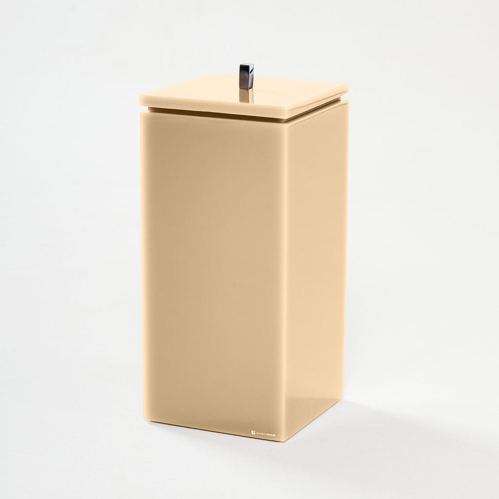 Lixeira Top com Tampa Fechada