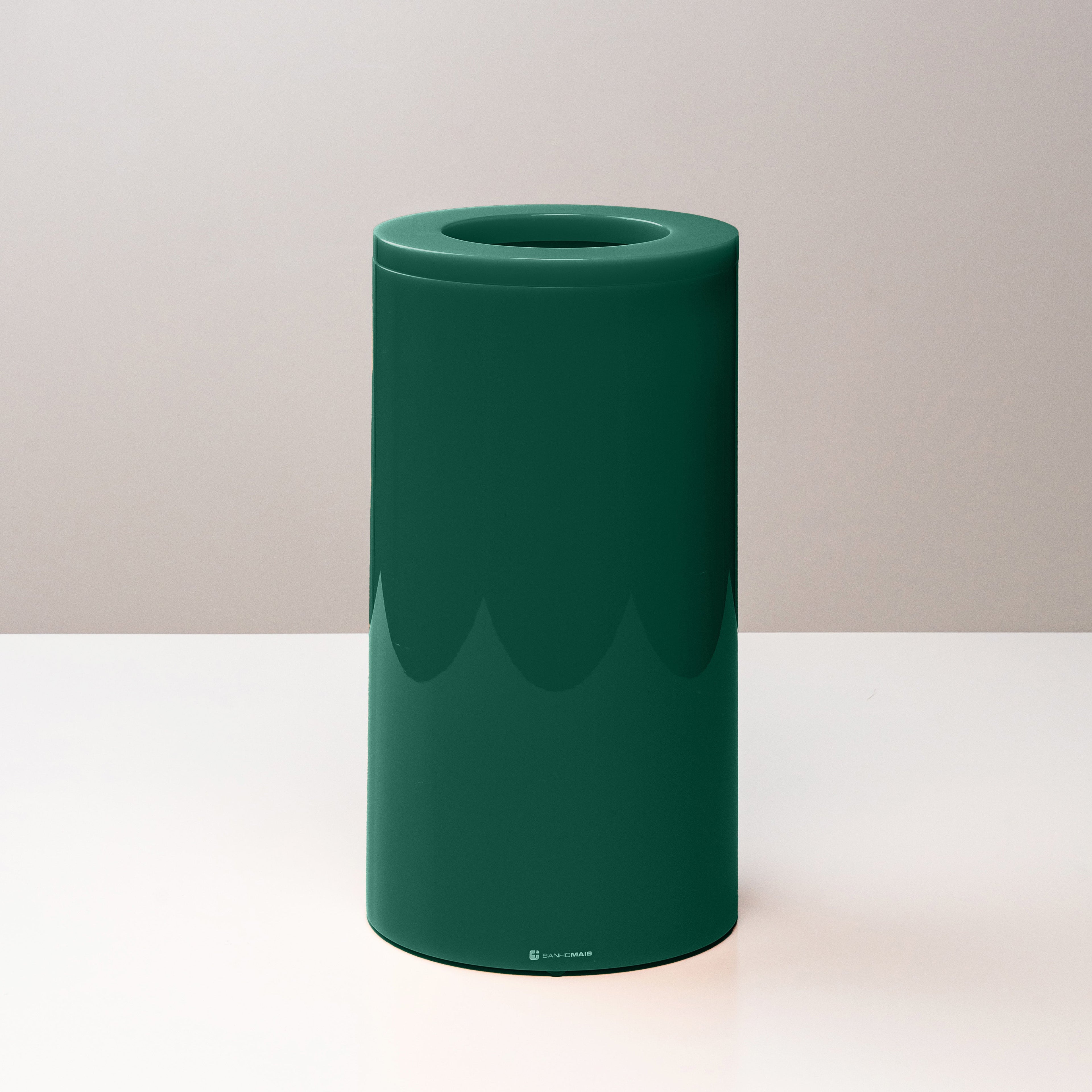 Lixeira TUBE com Tampa Vazada